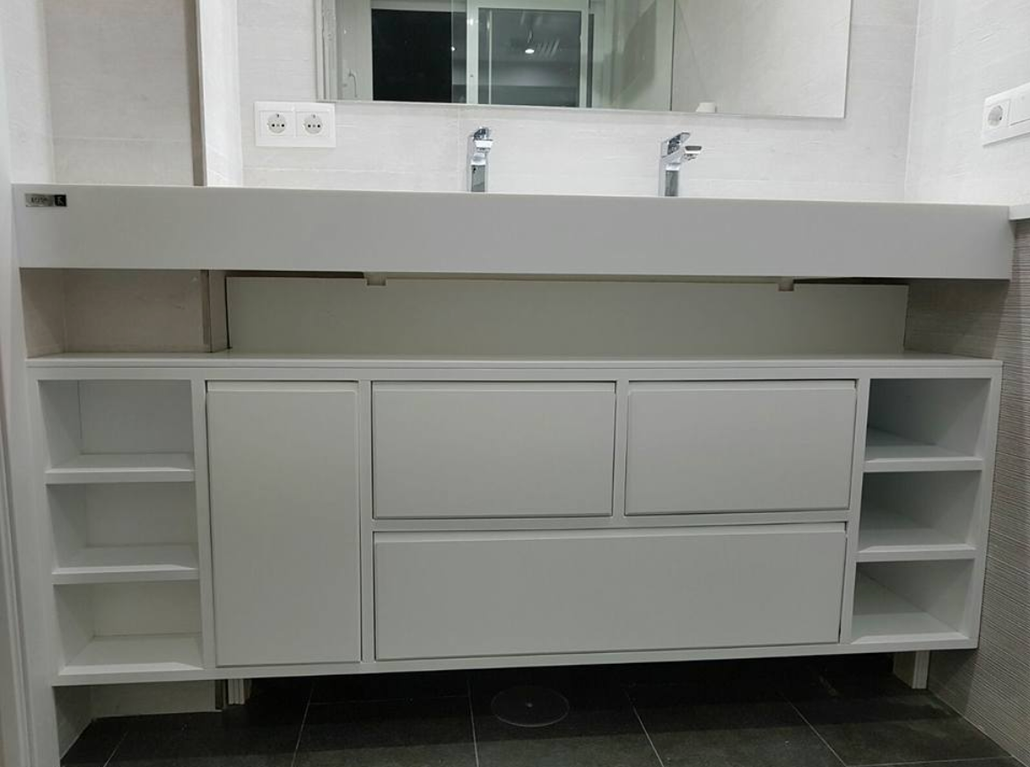 Photo of beautifully arranged food